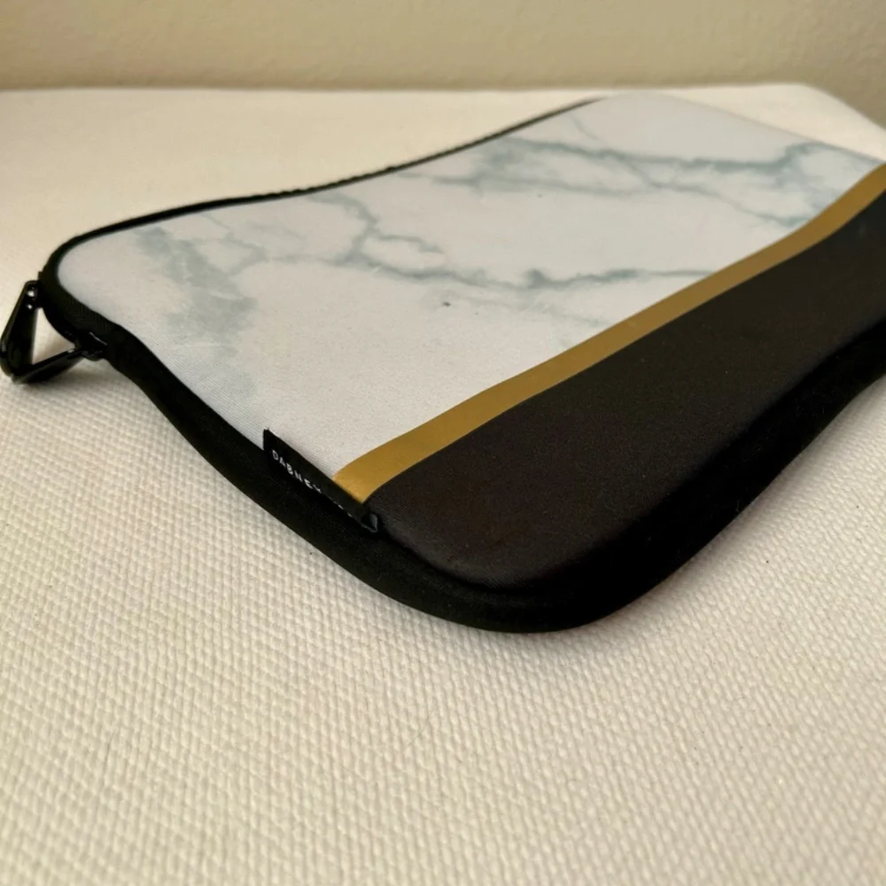Tablet Laptop Sleeve - Neoprene - White Marble Gold Black - Zipper - iPad Kindle